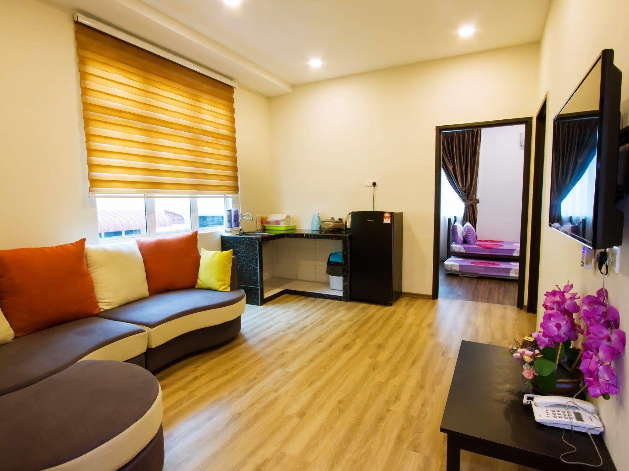 Tropicana Homestay Muar Exterior photo