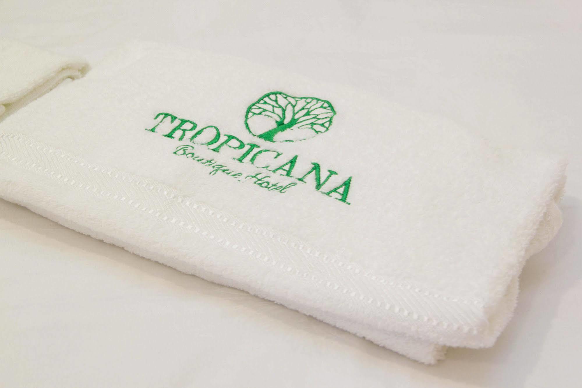 Tropicana Homestay Muar Exterior photo