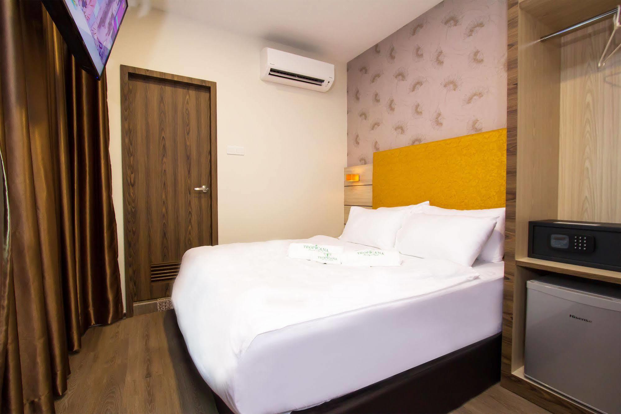 Tropicana Homestay Muar Exterior photo